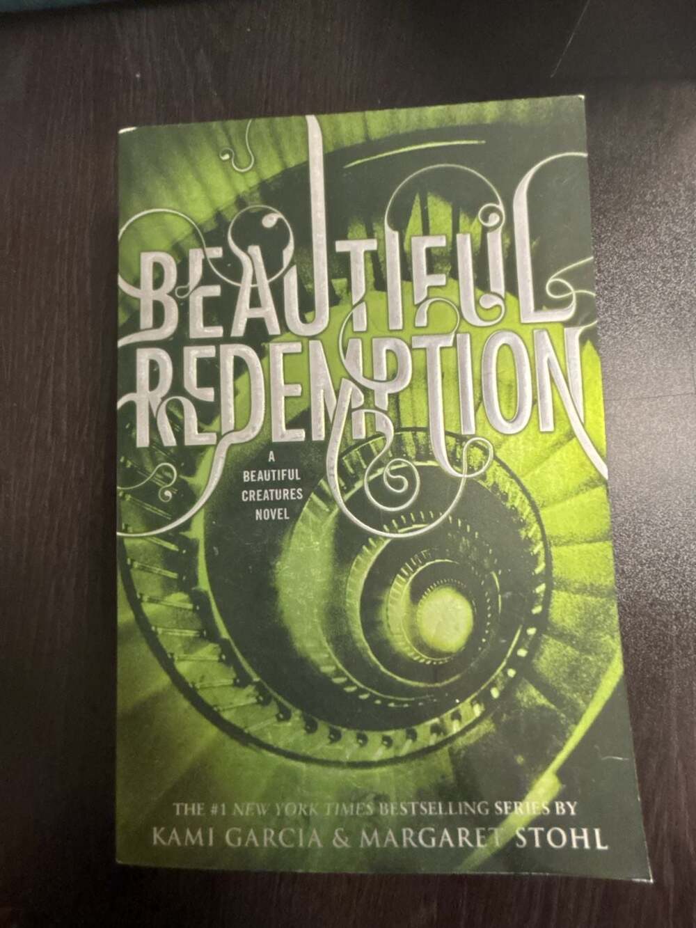 Beautiful Redemption: A Beautiful Creatures Novel